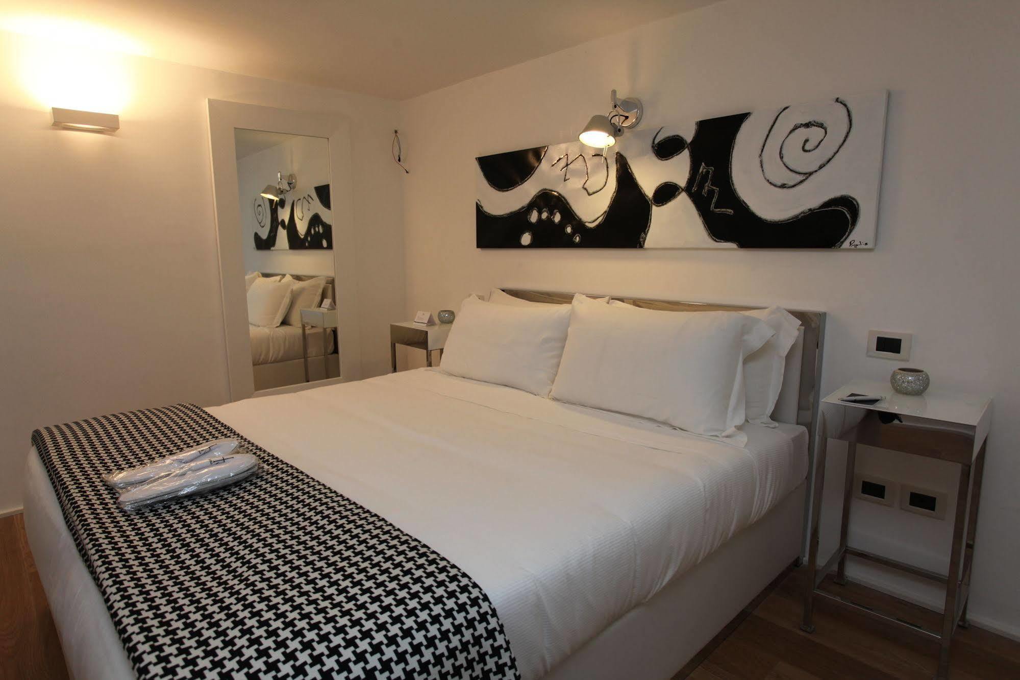 Lhp Suite Roma Piazza Del Popolo Luaran gambar