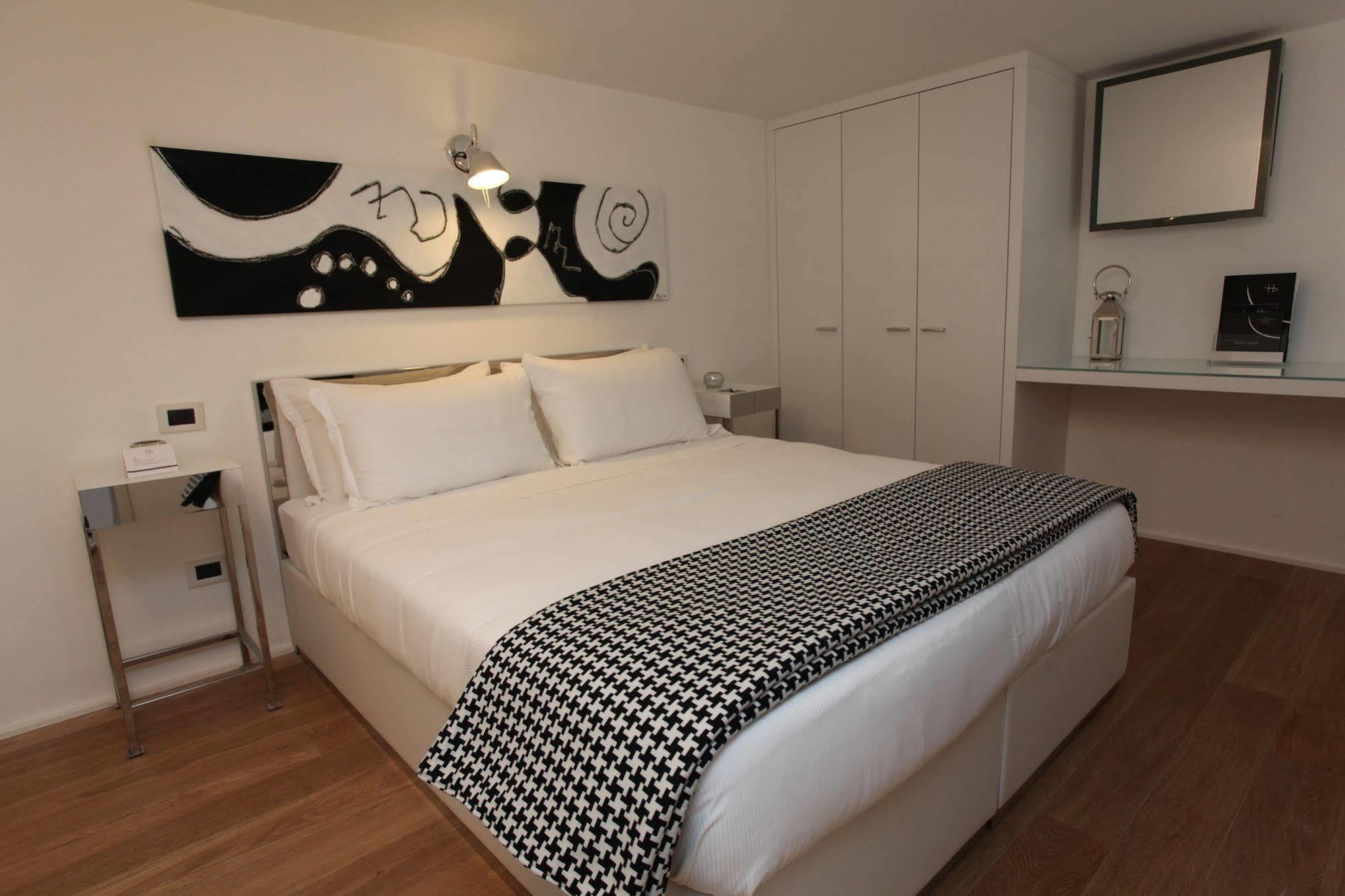 Lhp Suite Roma Piazza Del Popolo Luaran gambar