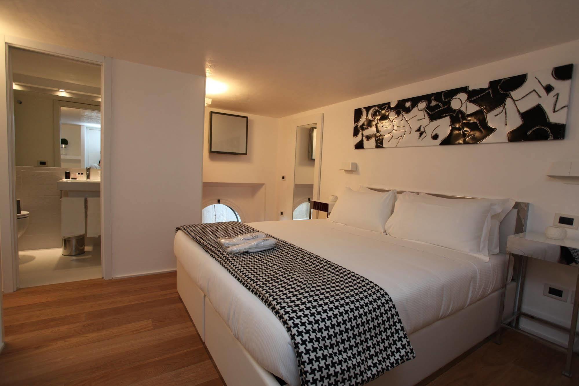 Lhp Suite Roma Piazza Del Popolo Luaran gambar